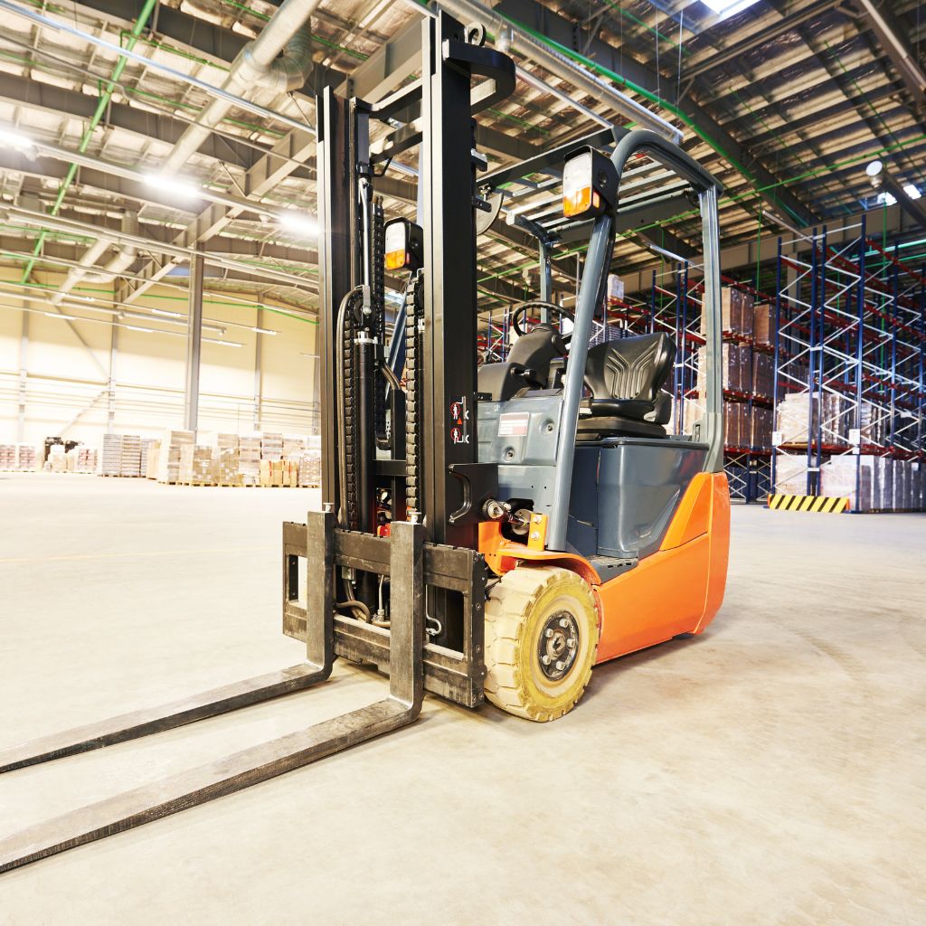 立式電動堆高機價格